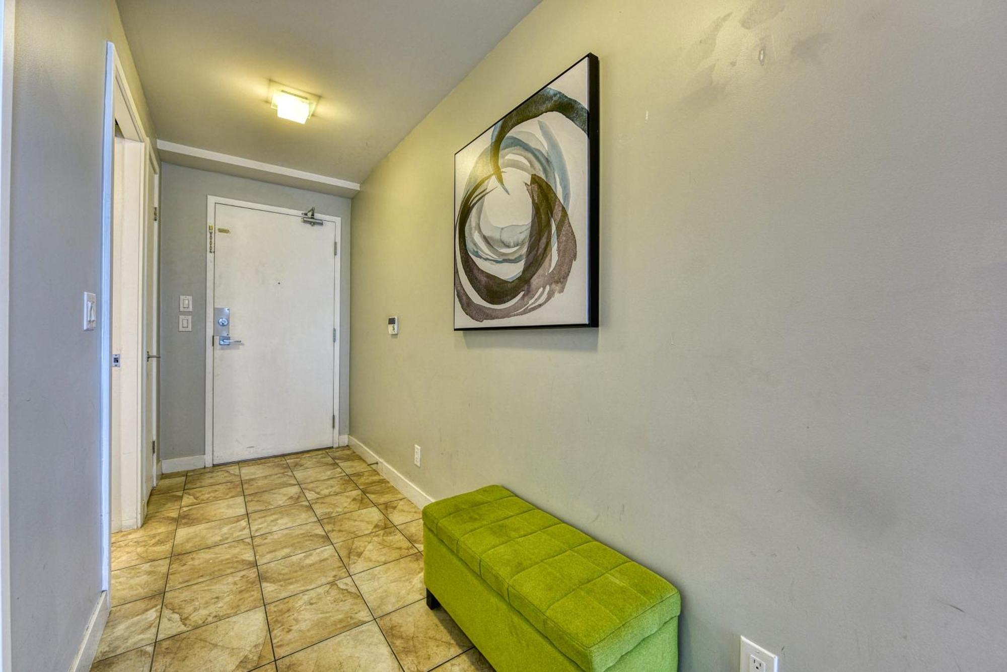 Downtown Apartments 16 Toronto Bagian luar foto